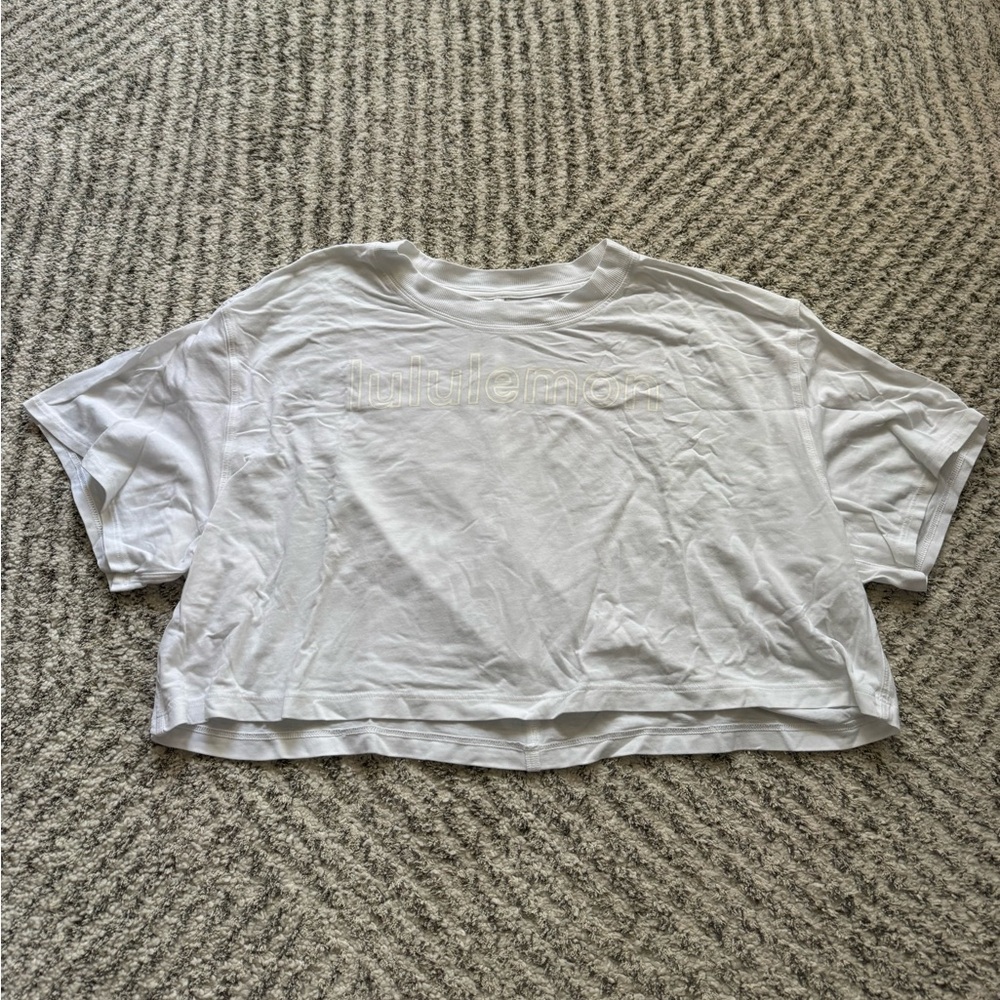 Lululemon all yours cropped graphic T-shirt